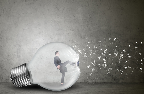 戰(zhàn)略咨詢：如何應(yīng)對(duì)新基建帶來(lái)的機(jī)遇？