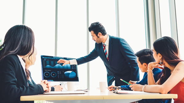 績(jī)效激勵(lì)：激發(fā)員工潛力，提升整體績(jī)效水平