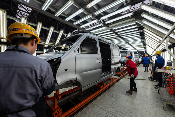 生產(chǎn)布局優(yōu)化：提高生產(chǎn)線平衡，降低生產(chǎn)周期