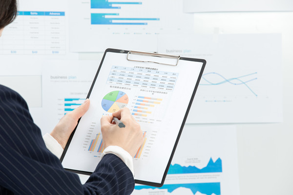 績(jī)效管理的最佳實(shí)踐：理論、研究與實(shí)踐的結(jié)合