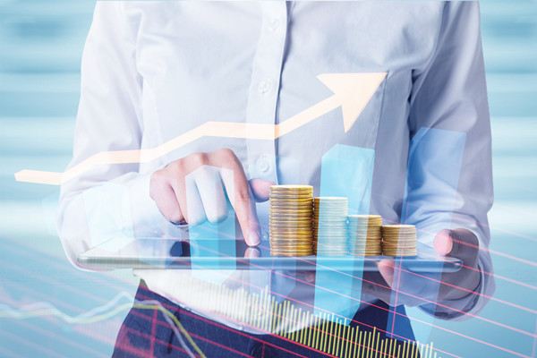 結(jié)合企業(yè)薪酬實(shí)踐談?wù)勅绾翁嵘髽I(yè)的薪酬競(jìng)爭(zhēng)力？