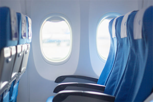 航空公司故意調低溫度賣毛毯？企業(yè)有何營銷啟示？