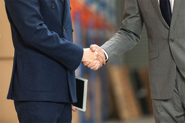 精益生產(chǎn)管理咨詢公司，能幫工廠減少浪費(fèi)降成本嗎？